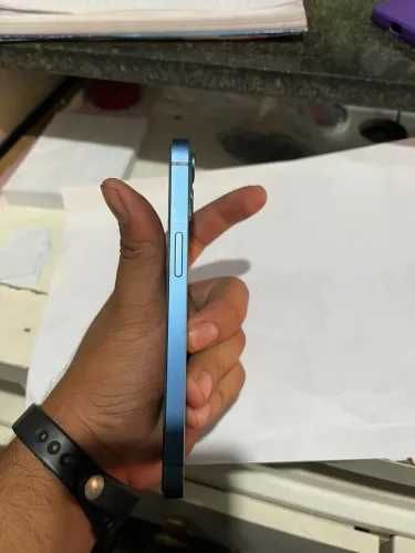 iPhone 13 semi novo na garantia