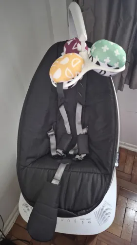 Cadeira de descanso bebê Mamaroo 5.0