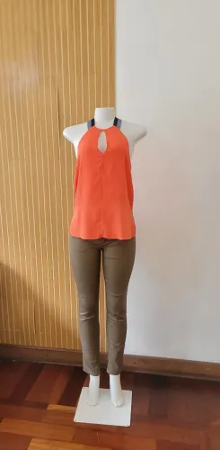 Blusinha morena rosa laranja tam P