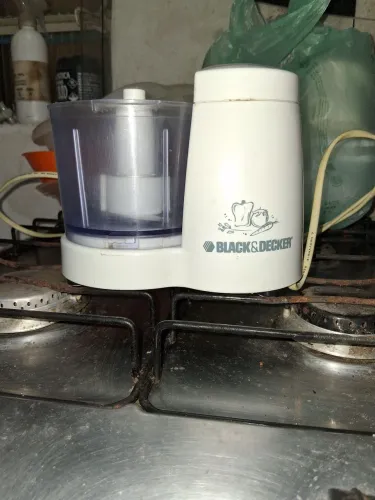 Vendo mini processador Black and decker.