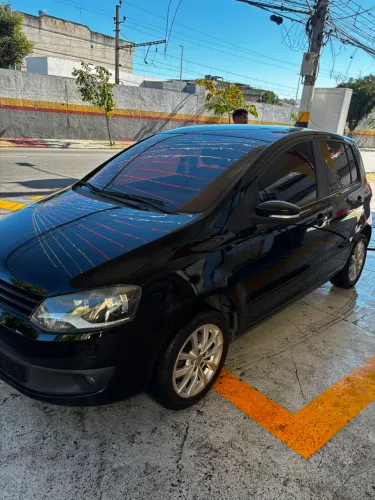 Volkswagen Fox 1.0 MI Total Flex 8V 5P 2014
