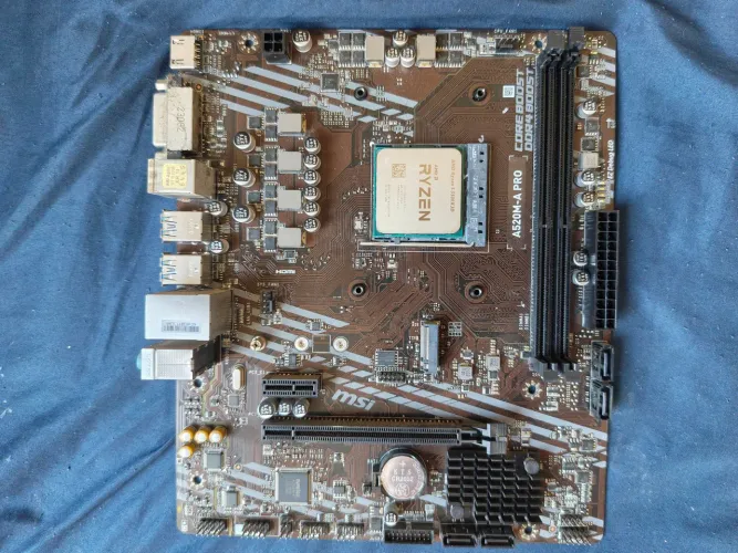 Placa mãe MSI A520 AM4 DDR4