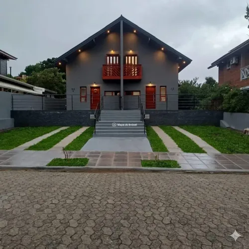 CASAS GEMINADAS EM CANELA.