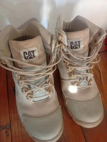 Botas seminovos