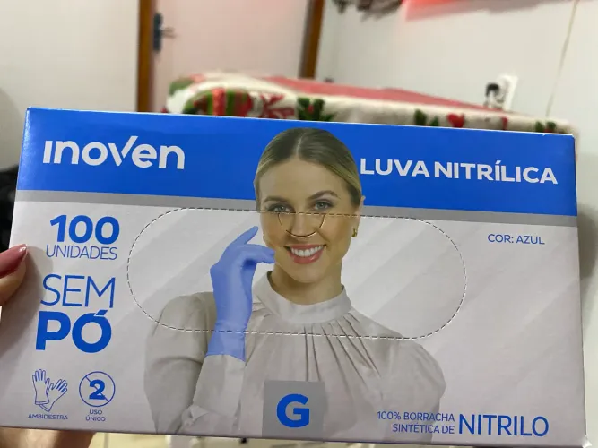 Caixa de luvas