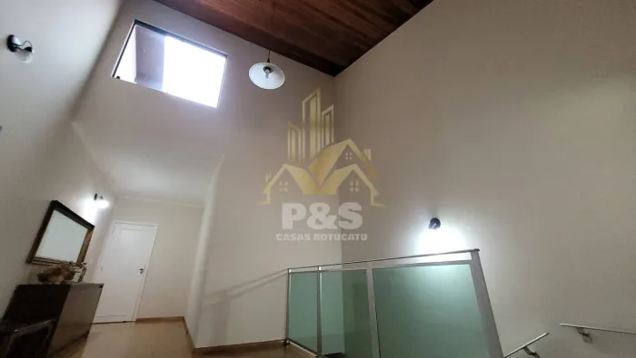 Casa na Vl Médicos, 3 dormitórios, escritório, próximo centro e escolas Btu