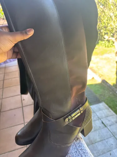 Bota feminina 42 praticamente nova