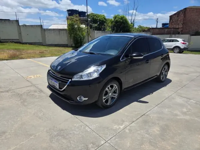 Peugeot 208 Griffe 1.6 Flex 16V 5P Aut. 2014