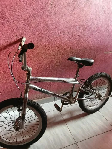 Bike Cross DNZ Aro 20 Cromada - Estilo BMX (Usada)