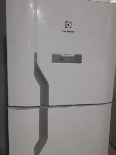 Geladeira Electrolux 371 litros