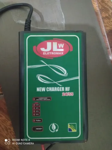 Carregador de bateria se alta frequência 24/34 volts