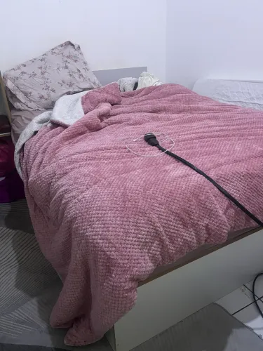 Cama 100% mdf com colchão