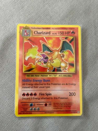 Figurinha Pokémon Charizard