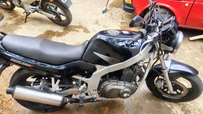 Suzuki GS 500