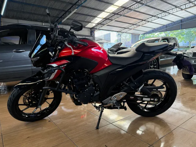 Yamaha Fazer FZ25 2024