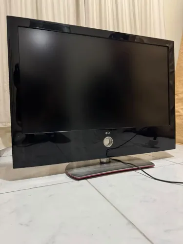 TV LG SCARLET 42" FULL HD