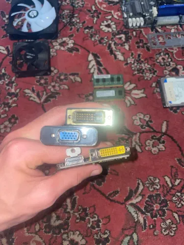 PLACA DE VÍDEO GT 210 1GB DDR3