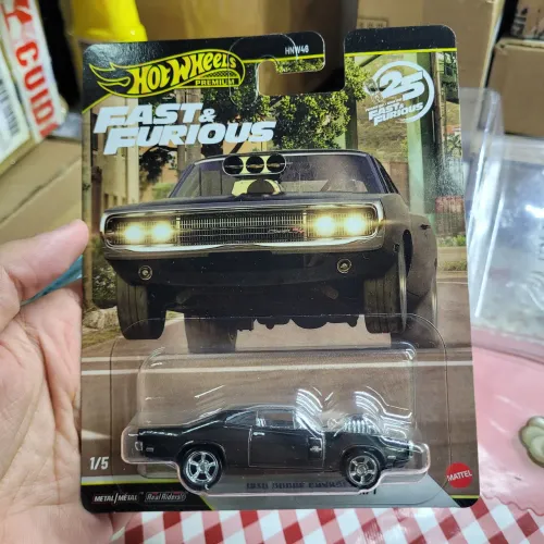 Hotwheels Premium Dodge Charger Velozes e Furiosos