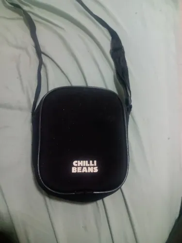 Bolsa da chilli beans em ótimo estado.