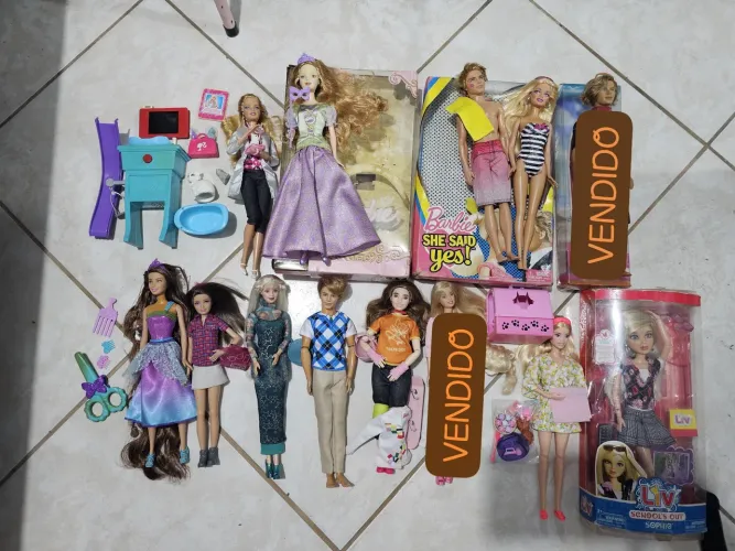 Desapego de Barbies **LEIA A DESCRIÇÃO**