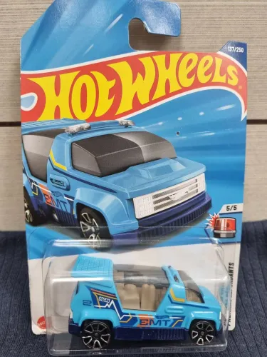 Brinquedo carrinho