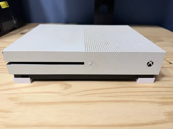 XBOX ONE S + CONTROLE + 6 JOGOS