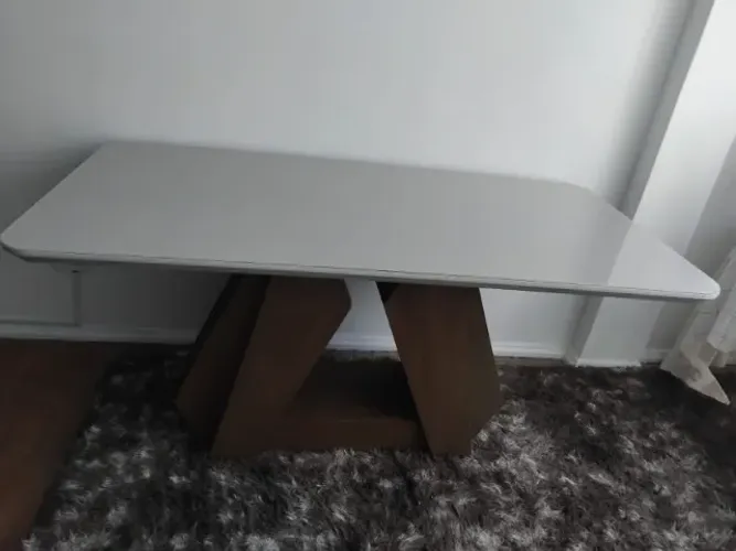 Mesa de jantar retangular
