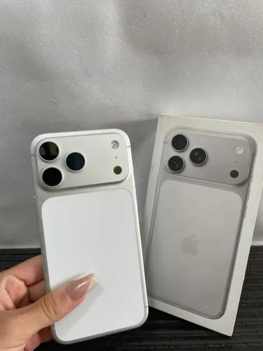 IPHONE 17 PRO MAX BRANCO 256GB