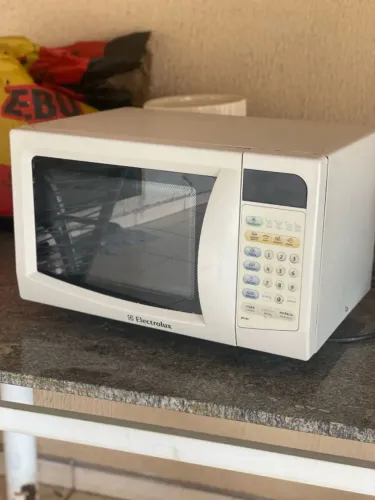 Microondas 30L Eletrolux