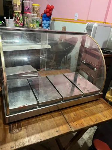 Estufa funcionando tudo perfeitamente 250,00