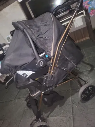 Carrinho de bebê