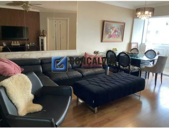 Apartamento à venda em Moema com 3 quartos (1 suíte) e 2 vagas Lazer completo perto do Me