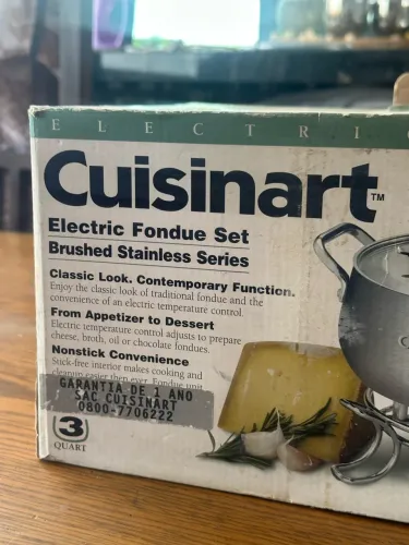 Aparelho de Fondue Elétrico Cuisinart 