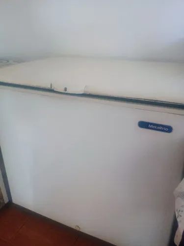 Vendo Freezer..