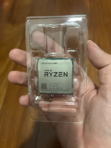 Processador Ryzen 5 2600 (com Cooler)