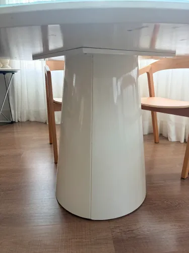 Mesa redonda branca 1,30 m Tok Stok