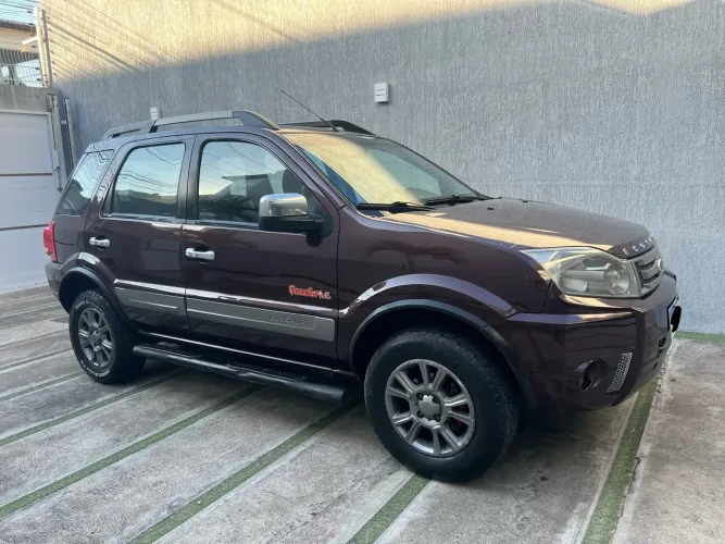 Ford Ecosport Freestyle 1.6 16V Flex 5P 2012