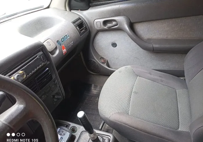 Volkswagen Gol Geração II CL 1.6 8V MI Gasolina Mec. 4P 1998