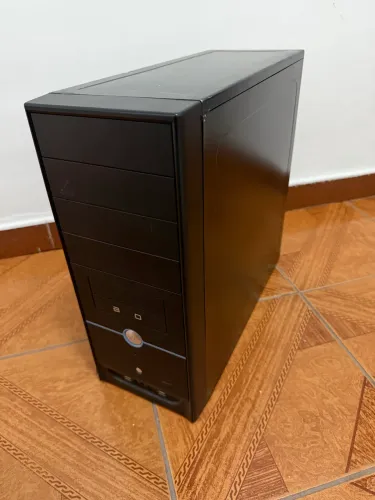 Computador i5, com 8GB de RAM
