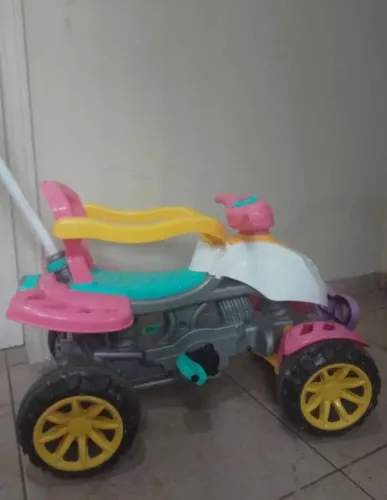 Quadriciclo infantil Maral