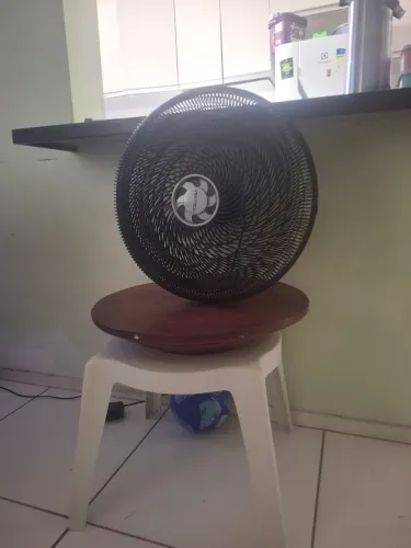 Vendo ventilador de parede novo