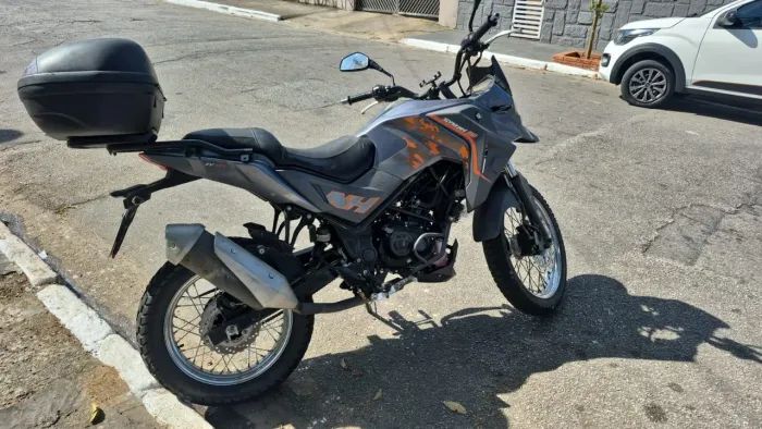 VENDO MOTO DAFRA