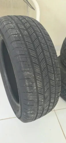 PNEU MICHELIN 215/60R17