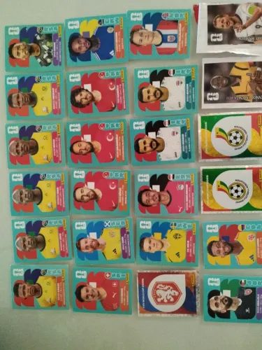 24 figurinhas da.Copa