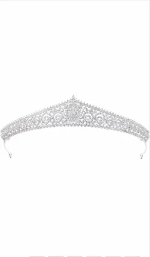 Coroa para noiva de cobre cravejada de zircônias 