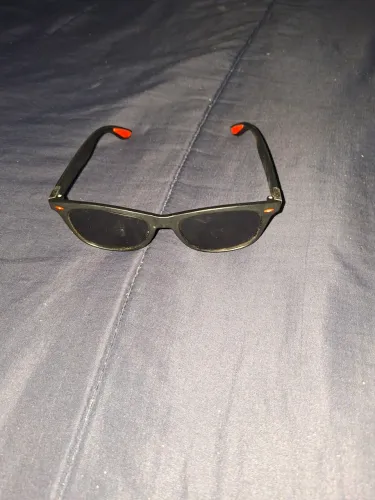 Óculos de sol para lazer cor preta novo