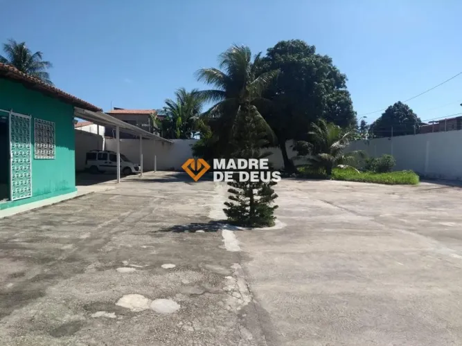 Terreno Comercial com Edificações | Alto Potencial Construtivo e Excelente Localização