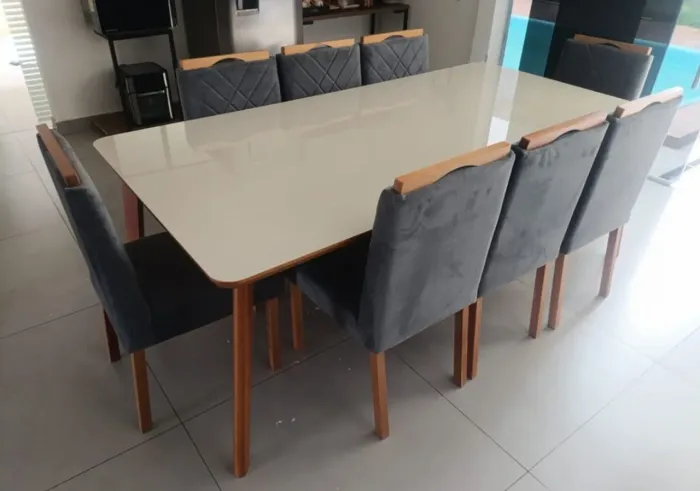 Mesa de jantar Oliver 8 lugares madeira maciça 2,20x1,10