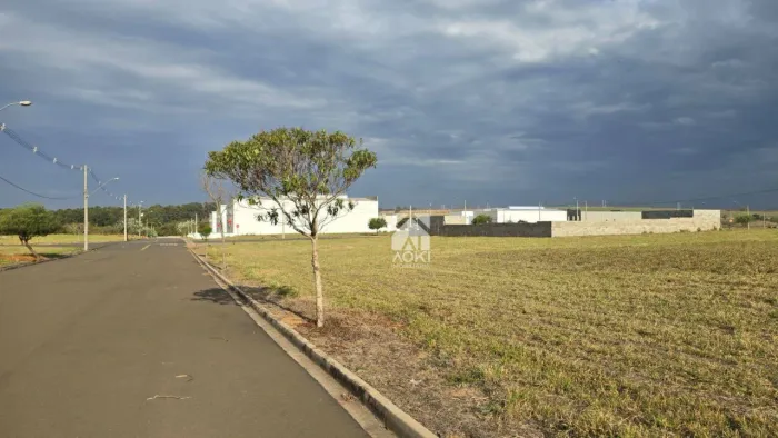 Lote a Venda no Parque Industrial Souza Queiroz.