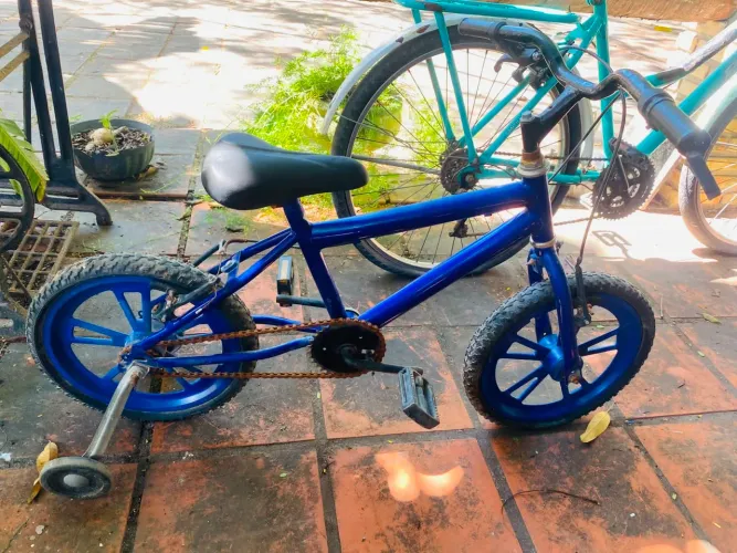 Vendo bicleta para criança de 3 anos +